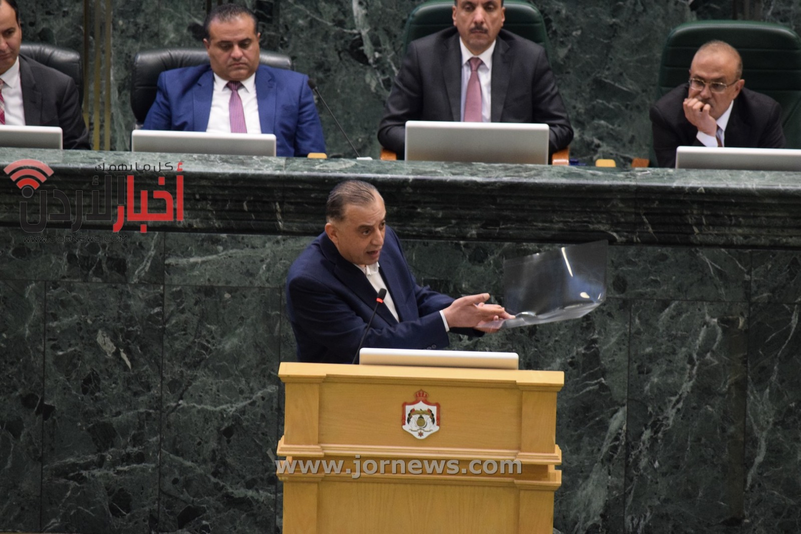 الظهراوي يقصف الحكومة في 8 دقائق نارية (فيديو)